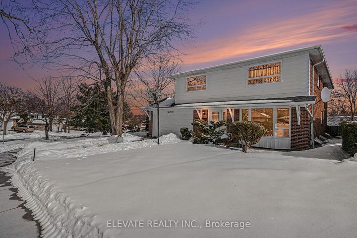 Photo 33 at 21 Whitehorn Crescent, Don Valley Village, Toronto