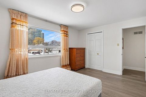 Photo 15 at 21 Whitehorn Crescent, Don Valley Village, Toronto