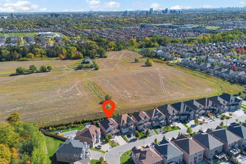 Photo 48 at 37 Cedarpoint Court, Patterson, Vaughan