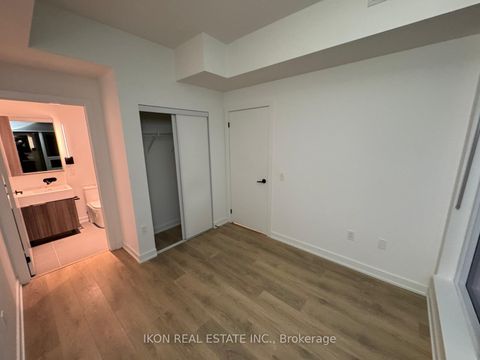 Photo 17 at 702 - 117 Broadway Avenue, Mount Pleasant West, Toronto