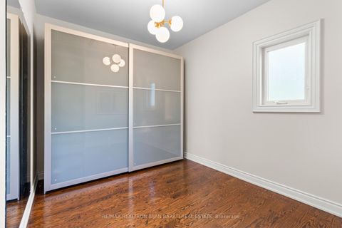 Photo 28 at 255 Homewood Avenue, Newtonbrook West, Toronto