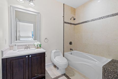 Photo 31 at 255 Homewood Avenue, Newtonbrook West, Toronto