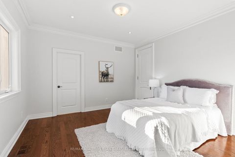 Photo 36 at 255 Homewood Avenue, Newtonbrook West, Toronto