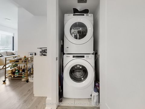 Photo 18 at 322 - 118 Merchants' Wharf Avenue, Waterfront Communities C8, Toronto