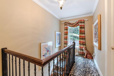 Photo 11 at 14 Riverside Crescent, Swansea, Toronto