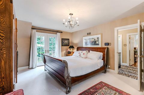 Photo 12 at 14 Riverside Crescent, Swansea, Toronto