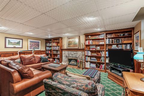 Photo 22 at 14 Riverside Crescent, Swansea, Toronto