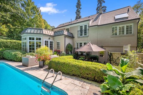 Photo 26 at 14 Riverside Crescent, Swansea, Toronto