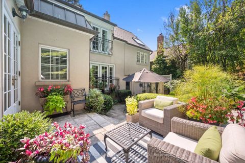 Photo 30 at 14 Riverside Crescent, Swansea, Toronto