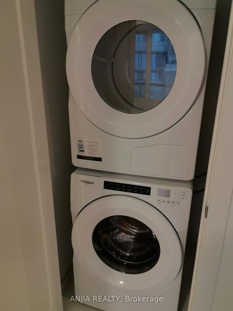 Photo 10 at 1011 - 480 Front Street W, Waterfront Communities C1, Toronto