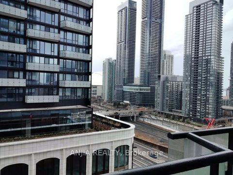 Photo 22 at 1011 - 480 Front Street W, Waterfront Communities C1, Toronto