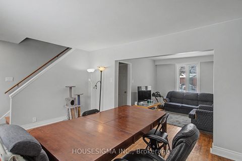 Photo 3 at 20 Homewood Avenue, Newtonbrook West, Toronto