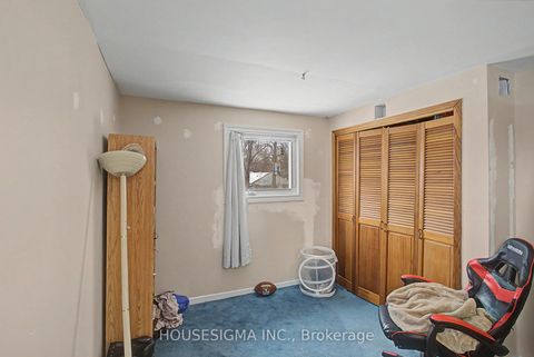 Photo 12 at 20 Homewood Avenue, Newtonbrook West, Toronto