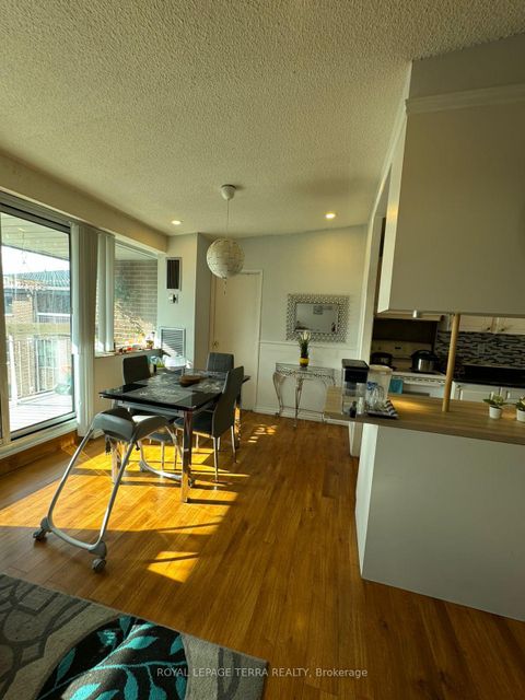 Photo 3 at 602 - 4064 Lawrence Avenue E, West Hill, Toronto