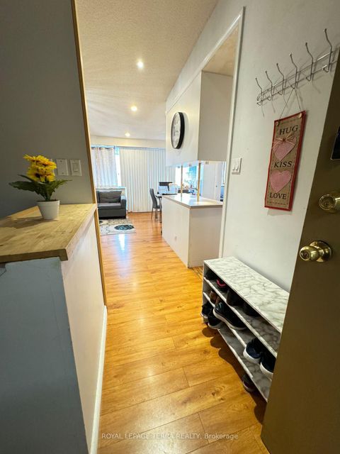 Photo 10 at 602 - 4064 Lawrence Avenue E, West Hill, Toronto