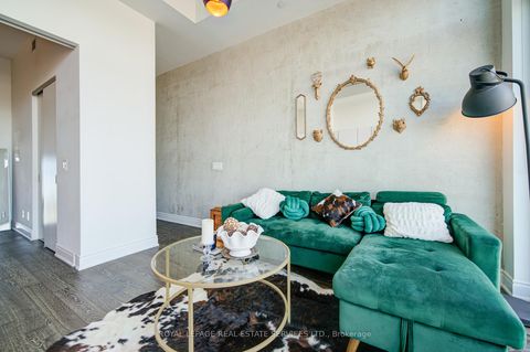 Photo 3 at 1311 - 608 Richmond Street W, Waterfront Communities C1, Toronto