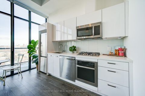 Photo 9 at 1311 - 608 Richmond Street W, Waterfront Communities C1, Toronto