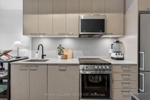 Photo 5 at 304 - 1808 St. Clair Avenue W, Junction Area, Toronto