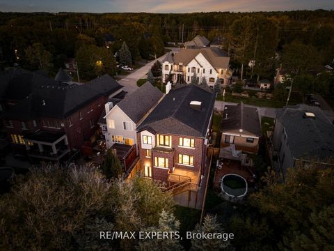 Photo 4 at 88 Moray Avenue, Oak Ridges Lake Wilcox, Richmond Hill