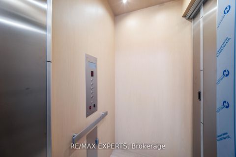 Photo 7 at 88 Moray Avenue, Oak Ridges Lake Wilcox, Richmond Hill