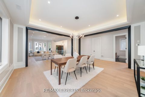 Photo 10 at 88 Moray Avenue, Oak Ridges Lake Wilcox, Richmond Hill