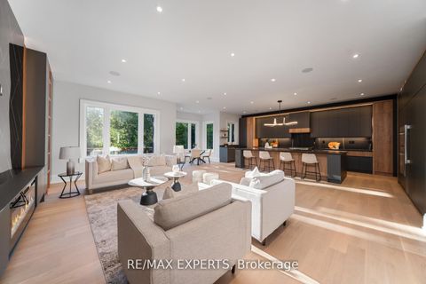 Photo 13 at 88 Moray Avenue, Oak Ridges Lake Wilcox, Richmond Hill