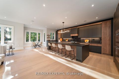 Photo 16 at 88 Moray Avenue, Oak Ridges Lake Wilcox, Richmond Hill