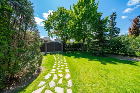 Photo 6 at 62 Bywood Drive, Rosethorn, Toronto
