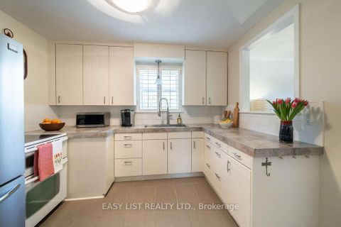 Photo 21 at 62 Bywood Drive, Rosethorn, Toronto