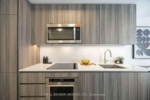 Photo 14 at 725 - 15 Richardson Street, Waterfront Communities C8, Toronto