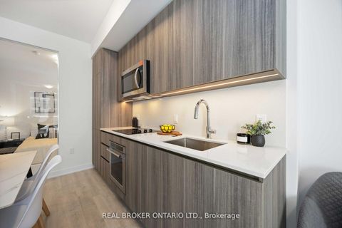 Photo 15 at 725 - 15 Richardson Street, Waterfront Communities C8, Toronto