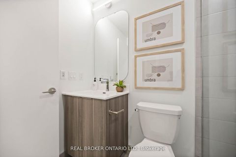 Photo 19 at 725 - 15 Richardson Street, Waterfront Communities C8, Toronto