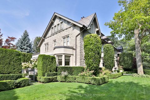 Photo 2 at 170 Roxborough Drive, Moore Park, Toronto