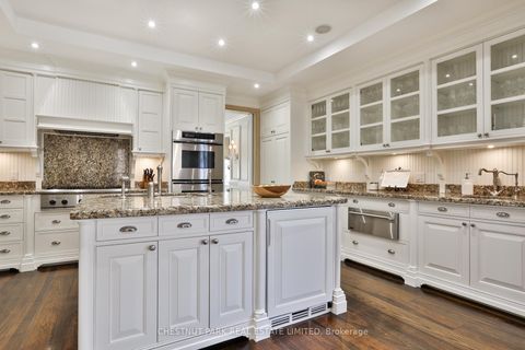 Photo 13 at 170 Roxborough Drive, Moore Park, Toronto