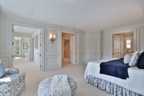 Photo 22 at 170 Roxborough Drive, Moore Park, Toronto