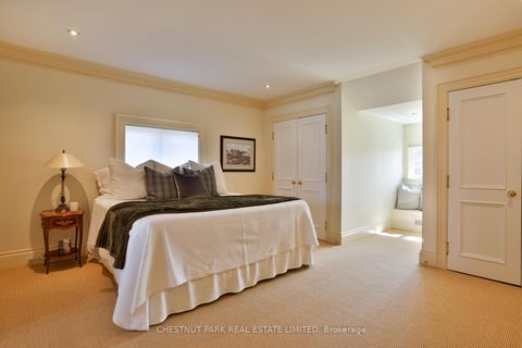 Photo 33 at 170 Roxborough Drive, Moore Park, Toronto