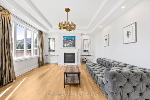 Photo 7 at 41 Glen Abbey Trail, Kleinburg, Vaughan