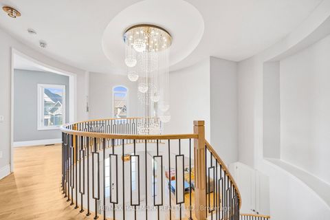 Photo 17 at 41 Glen Abbey Trail, Kleinburg, Vaughan