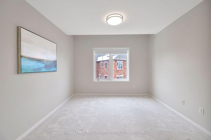 Photo 19 at 10 - 15 Hays Boulevard, RO River Oaks, Oakville