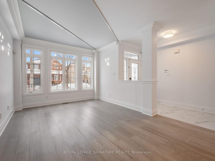 Photo 3 at 47 Amparo Drive, Vellore Village, Vaughan