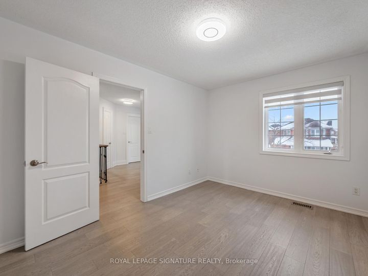 Photo 26 at 47 Amparo Drive, Vellore Village, Vaughan