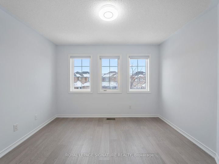 Photo 30 at 47 Amparo Drive, Vellore Village, Vaughan