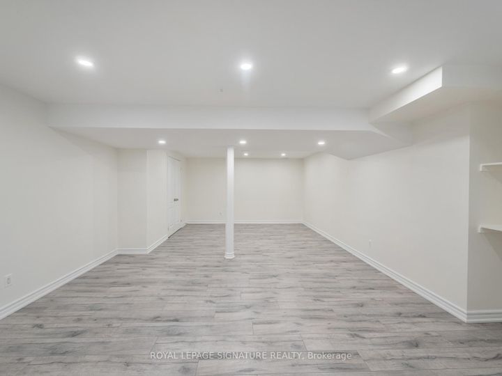 Photo 36 at 47 Amparo Drive, Vellore Village, Vaughan