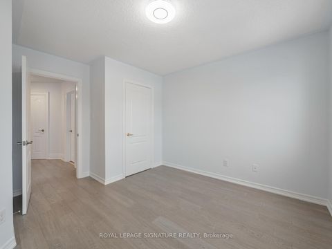 Photo 32 at 47 Amparo Drive, Vellore Village, Vaughan
