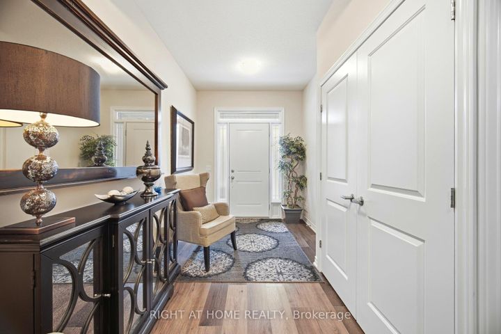 Photo 4 at 61 - 19 Picardy Drive, Stoney Creek Mountain, Hamilton