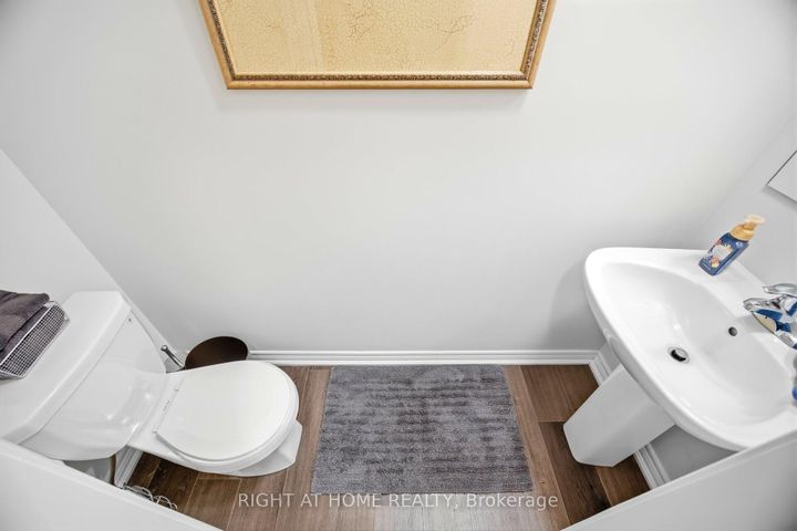 Photo 20 at 61 - 19 Picardy Drive, Stoney Creek Mountain, Hamilton