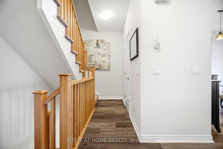 Photo 21 at 61 - 19 Picardy Drive, Stoney Creek Mountain, Hamilton