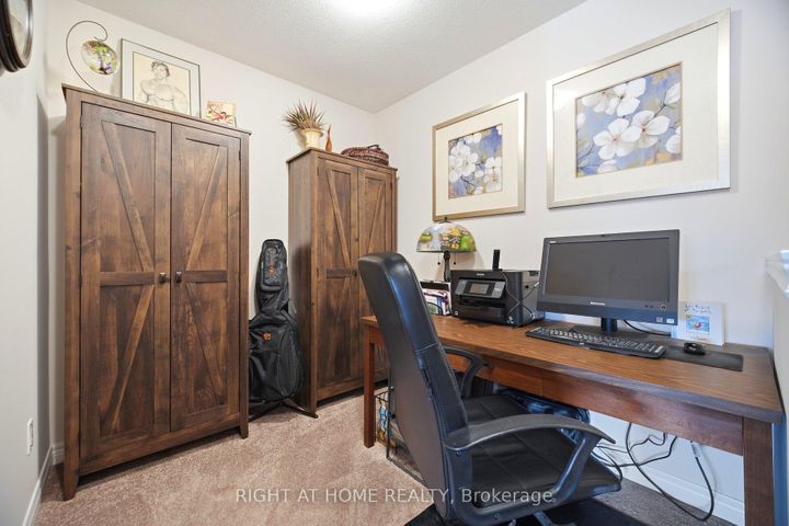 Photo 23 at 61 - 19 Picardy Drive, Stoney Creek Mountain, Hamilton