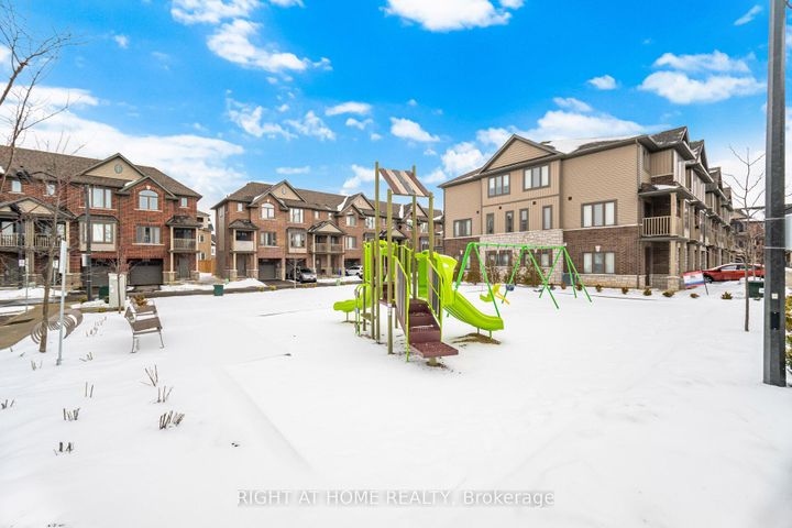 Photo 39 at 61 - 19 Picardy Drive, Stoney Creek Mountain, Hamilton
