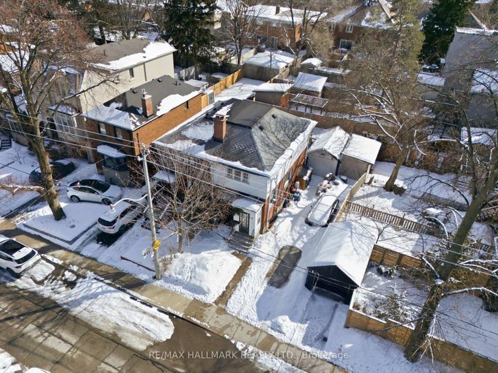 Photo 1 at 217 Snowdon Avenue, Lawrence Park North, Toronto